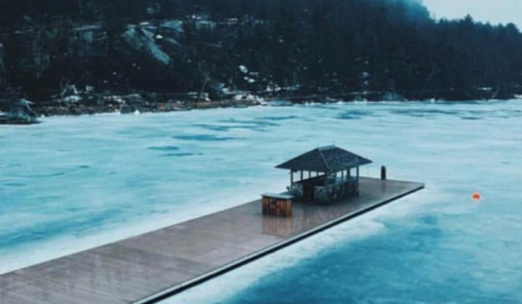 Can you leave a floating dock in the water during the winter?